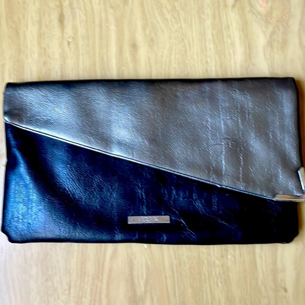 Vintage Kenneth Cole Clutch